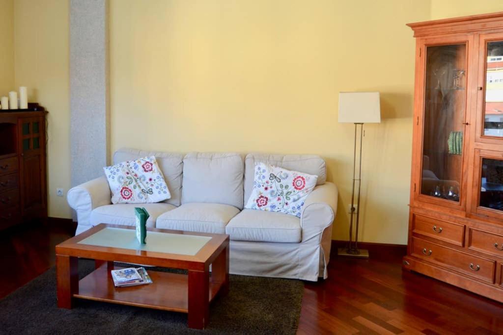 Fantastico Duplex De 4 Habitaciones En El Camino Ingles. Puentedeume Buitenkant foto